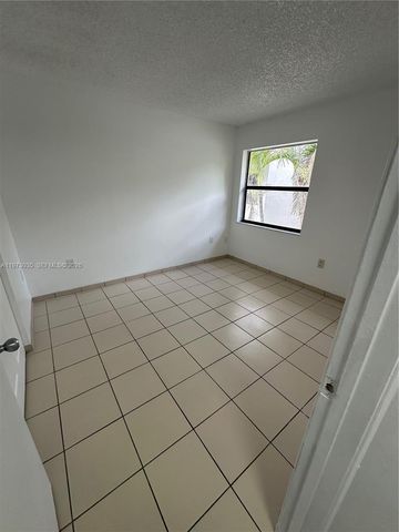 10839 NW 7th St 12-24, Miami, FL 33172