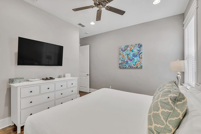 679 Flatwoods Forest Loop, Santa Rosa Beach, FL 32459