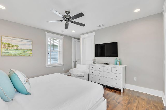 679 Flatwoods Forest Loop, Santa Rosa Beach, FL 32459