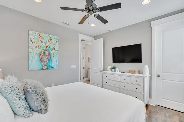 679 Flatwoods Forest Loop, Santa Rosa Beach, FL 32459