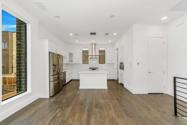 1961 Dowgate Court, Dallas, TX 75204