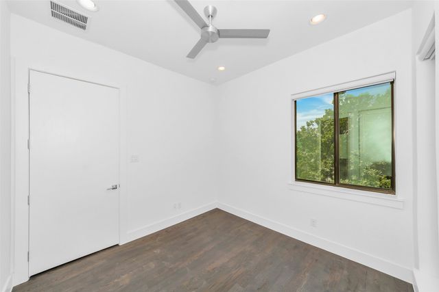 1961 Dowgate Court, Dallas, TX 75204