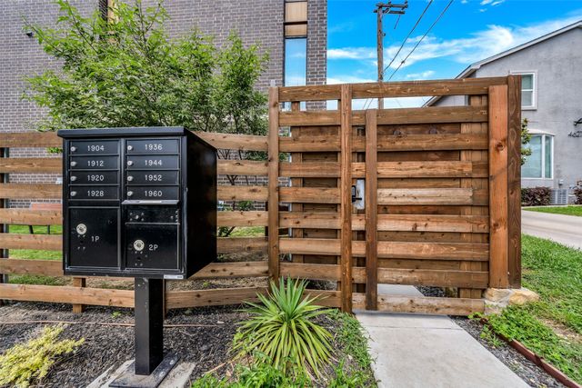 1961 Dowgate Court, Dallas, TX 75204