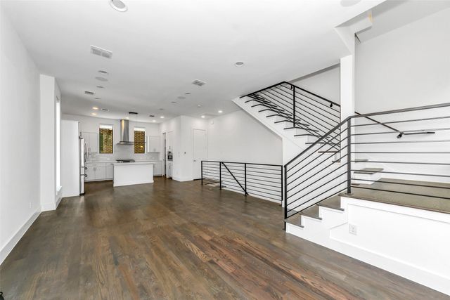 1961 Dowgate Court, Dallas, TX 75204