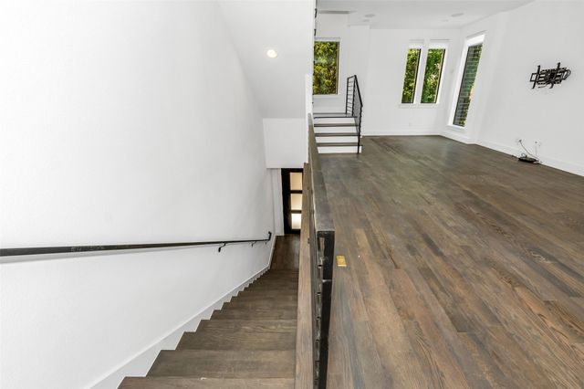 1961 Dowgate Court, Dallas, TX 75204