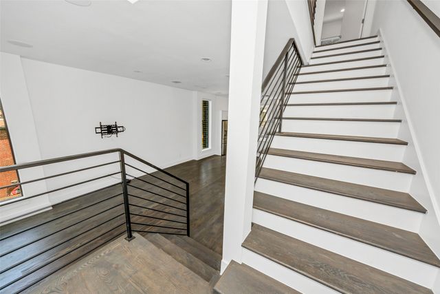 1961 Dowgate Court, Dallas, TX 75204