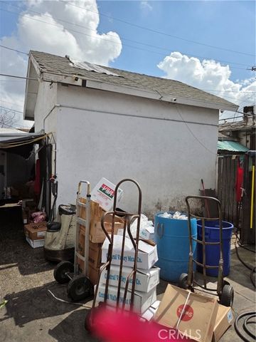 4211 E Olympic Boulevard, Los Angeles, CA 90023