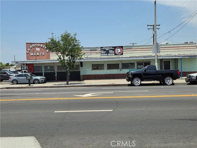 4211 E Olympic Boulevard, Los Angeles, CA 90023