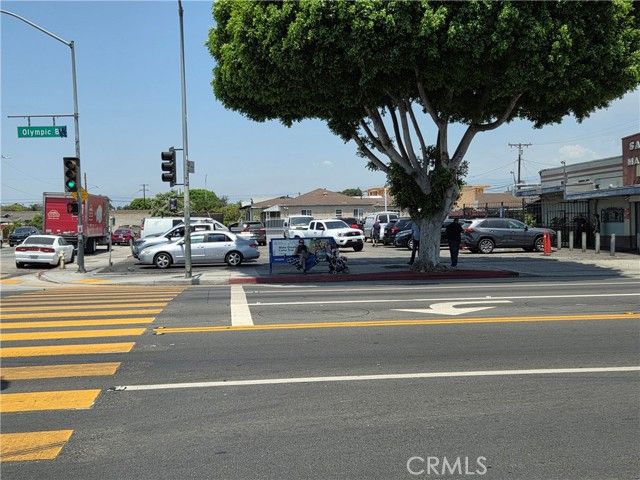 4211 E Olympic Boulevard, Los Angeles, CA 90023