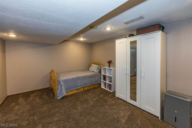 5321 Swepstone Street NW, Canton, OH 44708