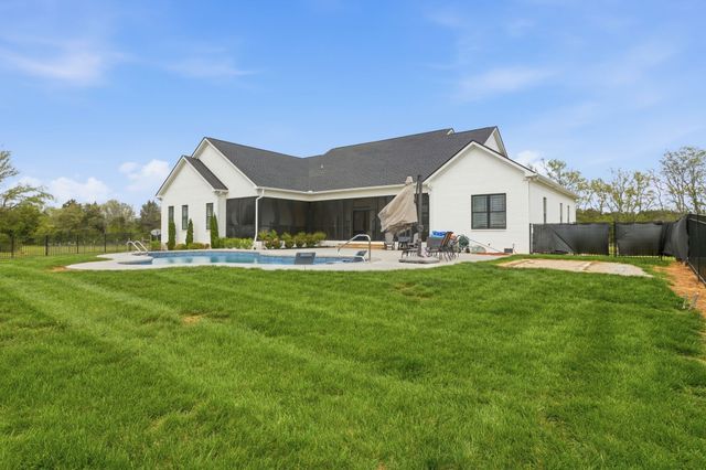 8516 Lowe Christiana Rd, Christiana, TN 37037