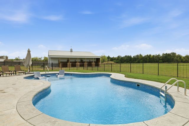 8516 Lowe Christiana Rd, Christiana, TN 37037