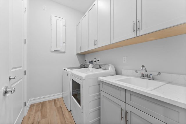 8899 Leon Circle W, Parkland, FL 33076