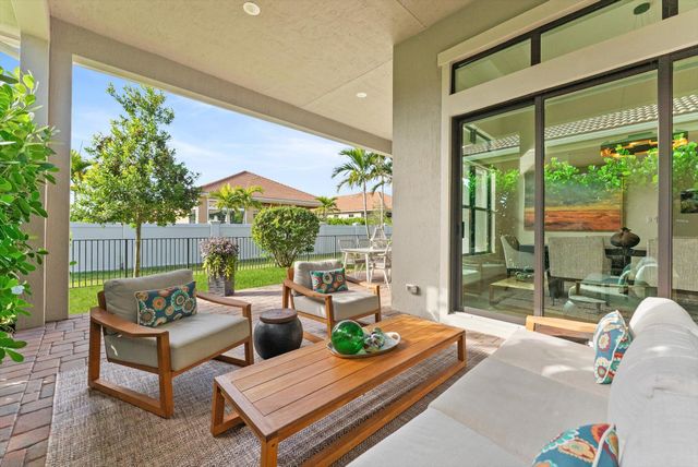 8899 Leon Circle W, Parkland, FL 33076