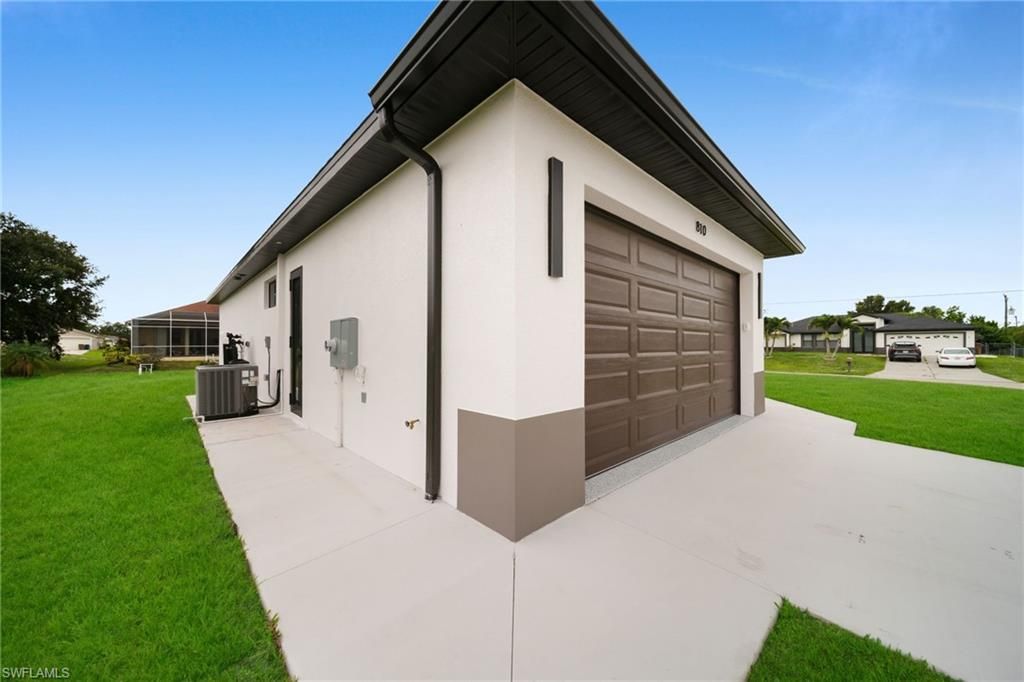 810 Carlfield AVE, LEHIGH ACRES, FL 33971 — photo 4