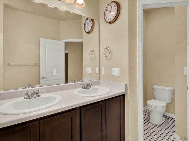 8025 E 21st Avenue, Denver, CO 80238