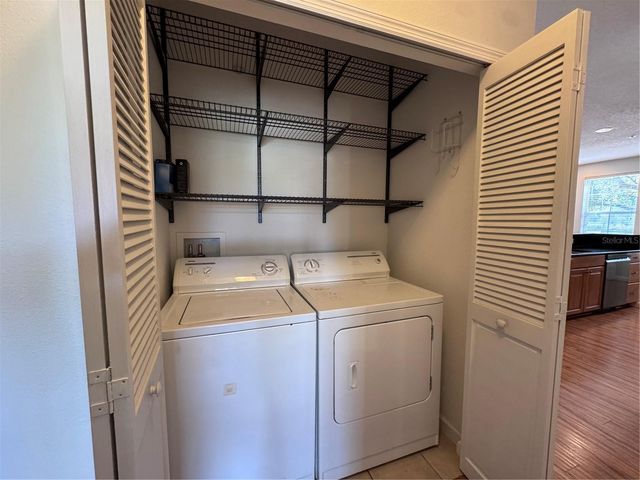 4249 CORRINE DRIVE 8-104, Orlando, FL 32814