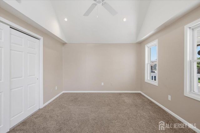 211 S 8th Avenue, Manville, NJ 08835