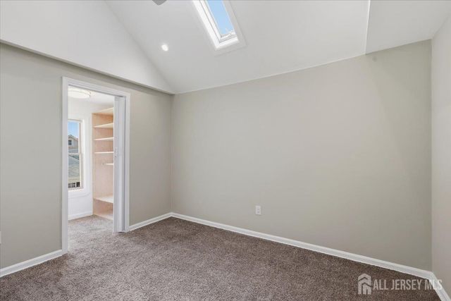 211 S 8th Avenue, Manville, NJ 08835