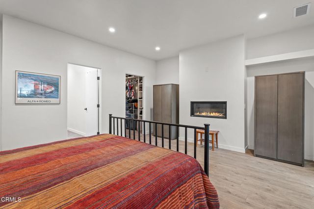 1818 New York Drive, Altadena, CA 91001