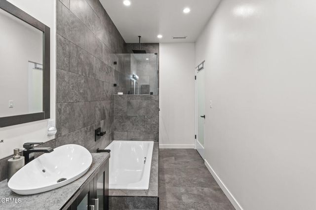 1818 New York Drive, Altadena, CA 91001