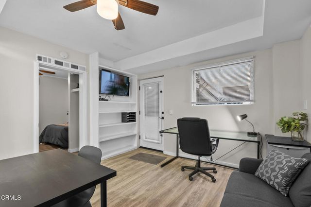 1818 New York Drive, Altadena, CA 91001