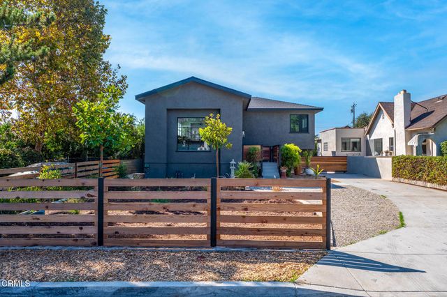 1818 New York Drive, Altadena, CA 91001