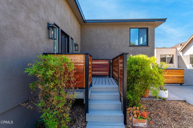 1818 New York Drive, Altadena, CA 91001