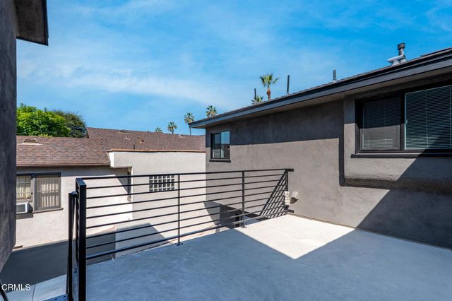 1818 New York Drive, Altadena, CA 91001