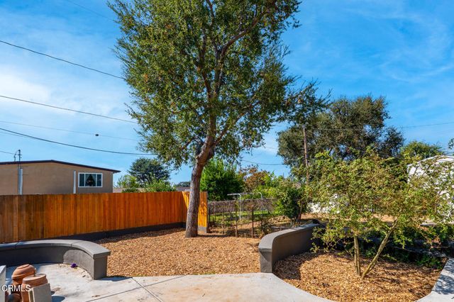 1818 New York Drive, Altadena, CA 91001