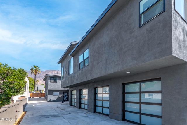 1818 New York Drive, Altadena, CA 91001