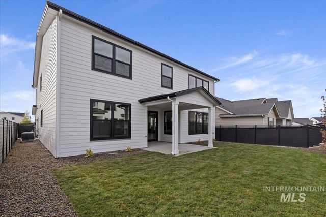 7382 W Millhouse St Fremont-Model, Eagle, ID 83616