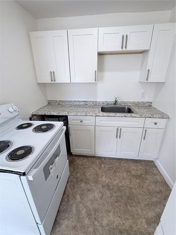 1101 S K St 16, Lake Worth, FL 33460