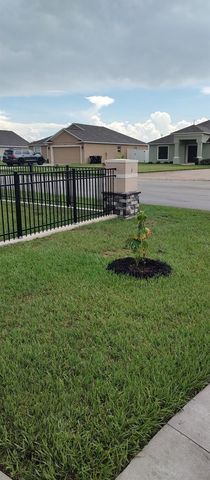 524 CENTRAL RIDGE LANE, Frostproof, FL 33843