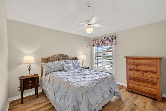 1410 ALMANZA DRIVE, The Villages, FL 32159