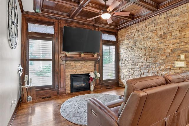 16805 Bluejacket Street, Overland Park, KS 66221