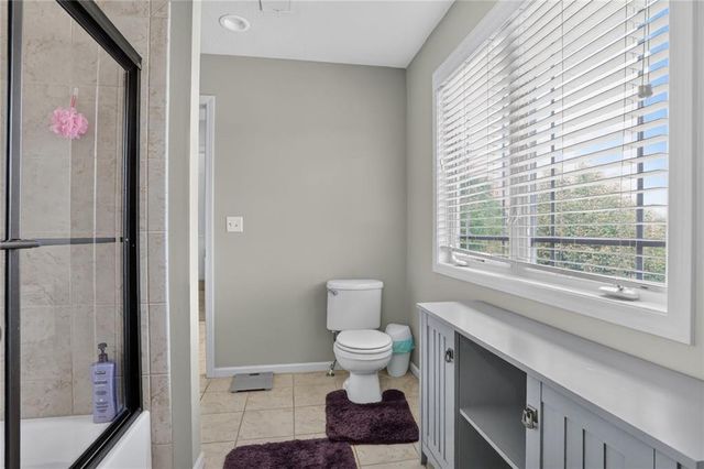 16805 Bluejacket Street, Overland Park, KS 66221