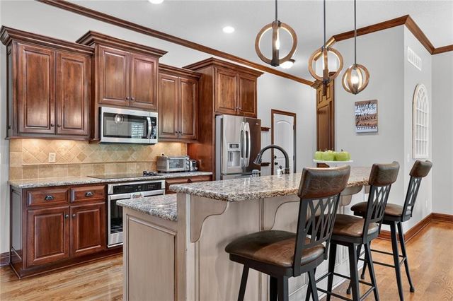 16805 Bluejacket Street, Overland Park, KS 66221