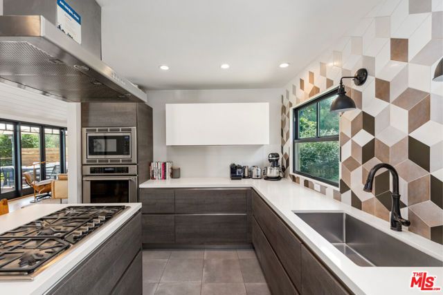 6316 Busch Drive, Malibu, CA 90265