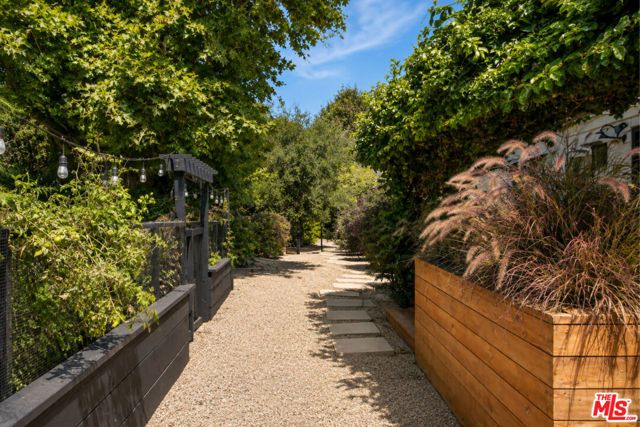 6316 Busch Drive, Malibu, CA 90265