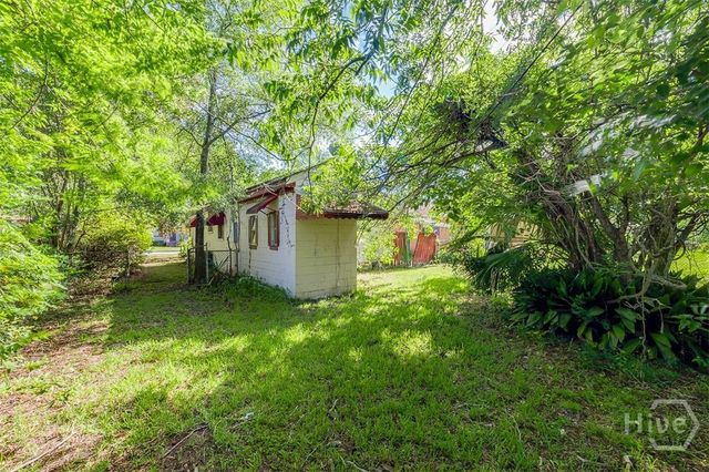 1110 W 49th Street, Savannah, GA 31401