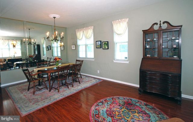 1 MAYFAIRE CIR, Westampton, NJ 08060