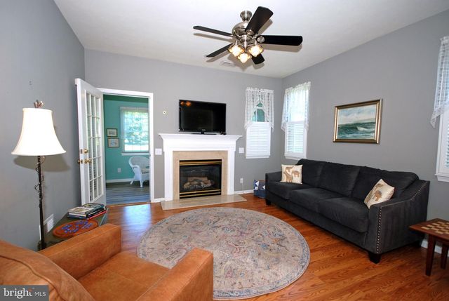 1 MAYFAIRE CIR, Westampton, NJ 08060