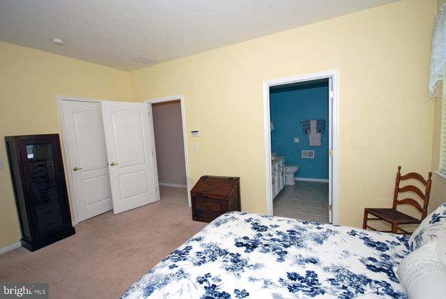 1 MAYFAIRE CIR, Westampton, NJ 08060