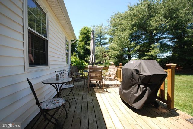 1 MAYFAIRE CIR, Westampton, NJ 08060