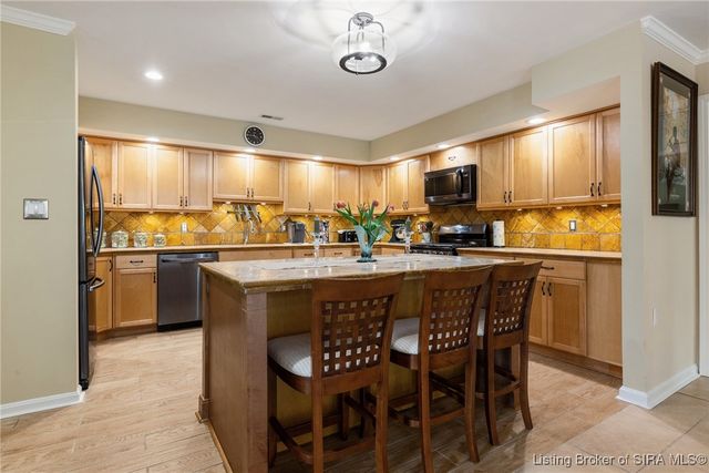 33 Abby Chase Drive, Jeffersonville, IN 47130