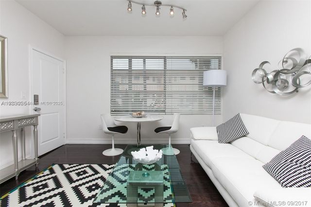 611 11th St 104, Miami Beach, FL 33139