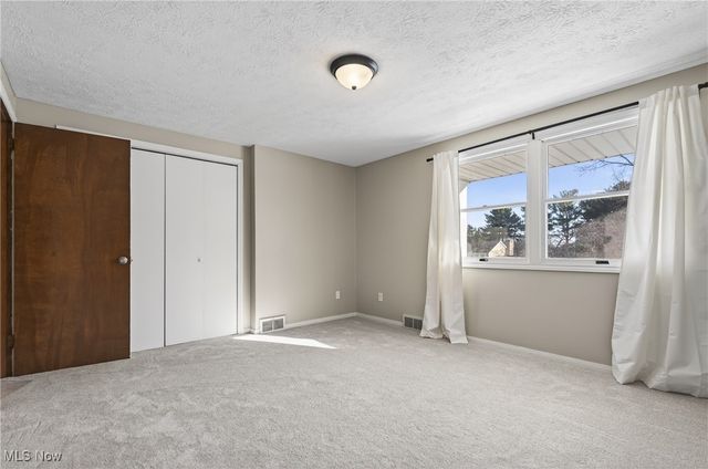 4617 Yale Avenue NW, Canton, OH 44709