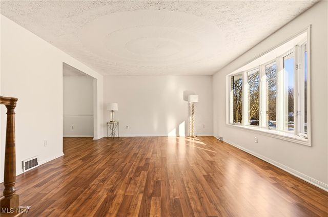 4617 Yale Avenue NW, Canton, OH 44709