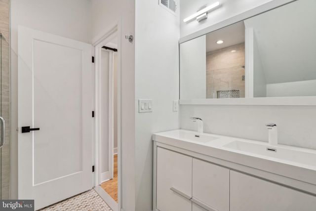 2507 INGERSOLL ST, Philadelphia, PA 19121